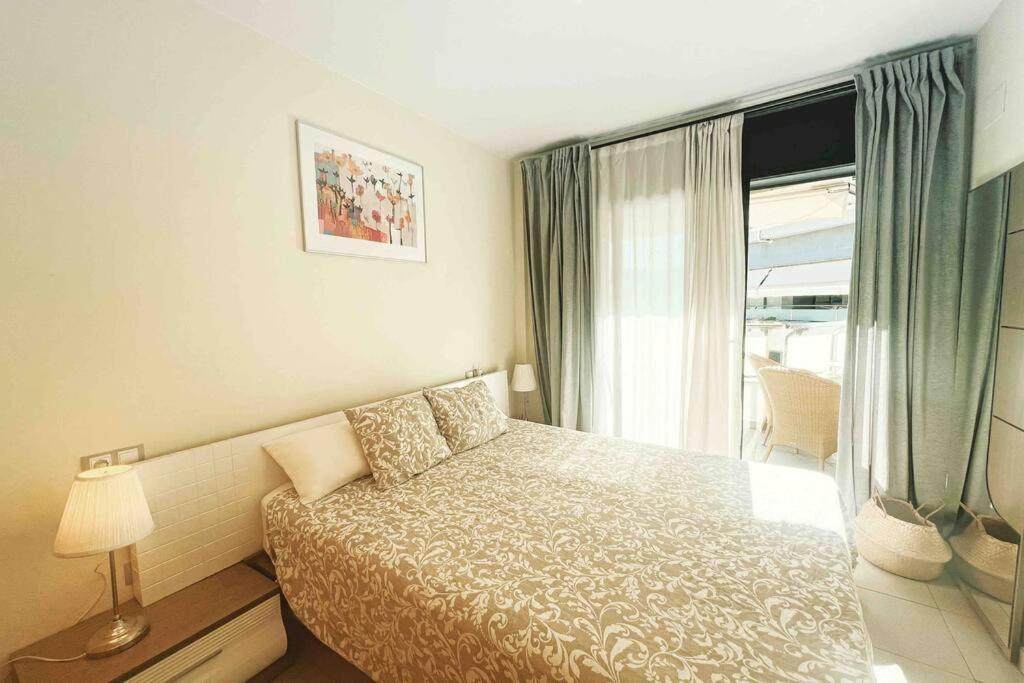 Con Piscina Y Parking Mas Blau Apartment