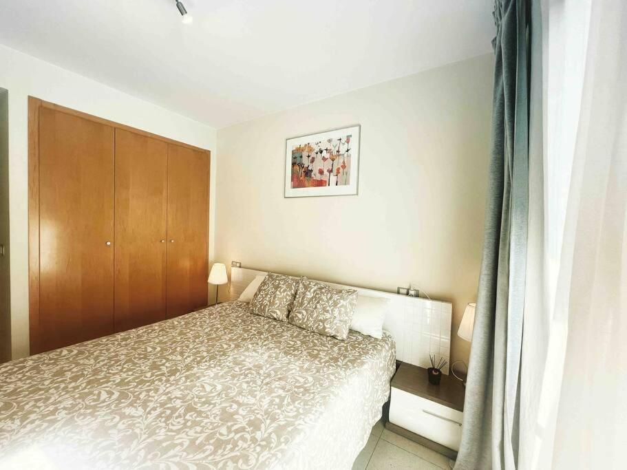 Con Piscina Y Parking Mas Blau Apartament *