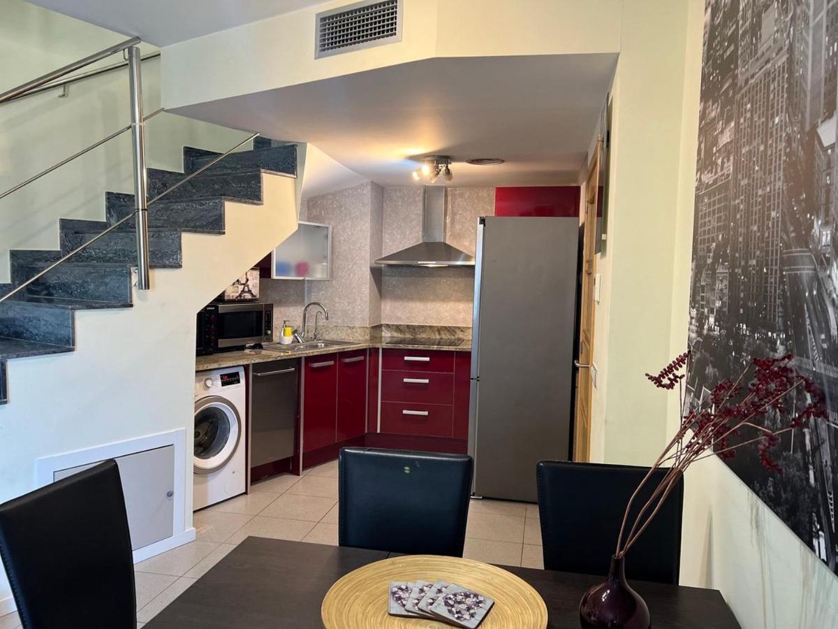 Con Piscina Y Parking Mas Blau Apartament